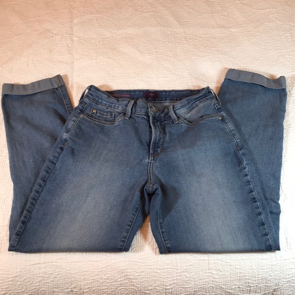 NYDJ Sylvia Boyfriend Jeans Size 6 - Picture 1 of 3
